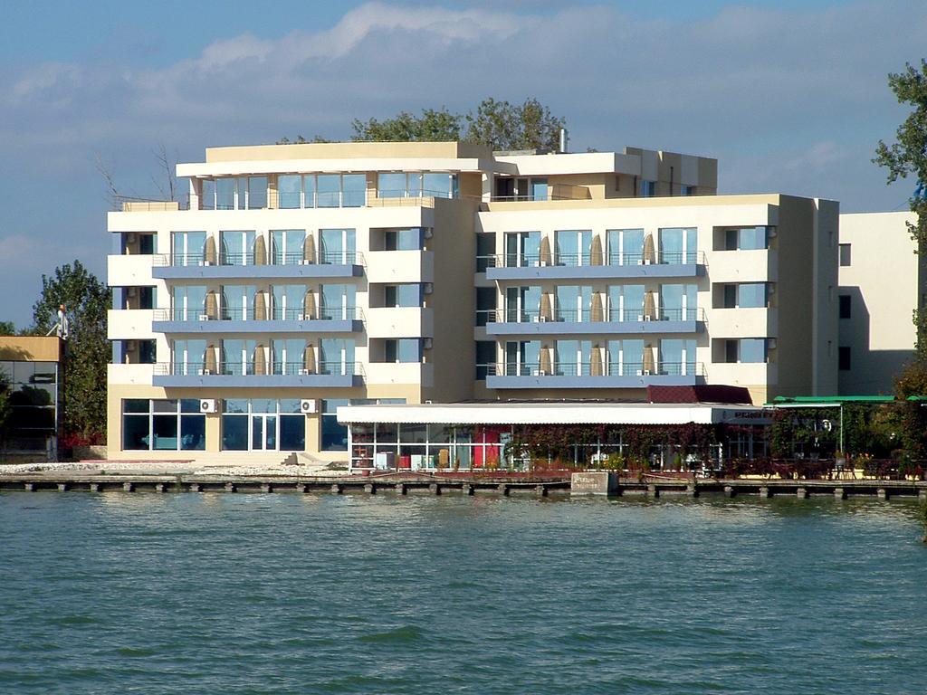 Hotel Florida Mamaia Exterior photo